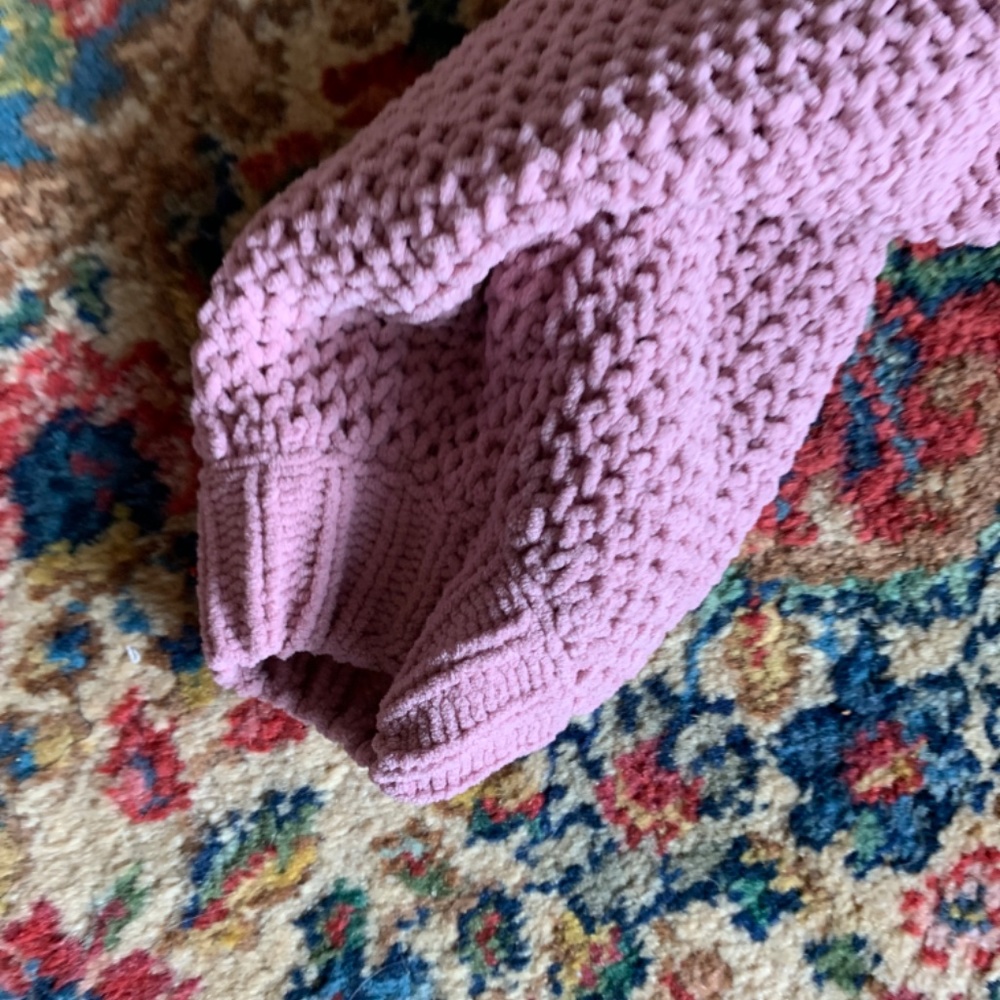 Urban outfitters‎ puff sleeve crop sweater. Worn twice. 68 retail - Picture 6 of 6